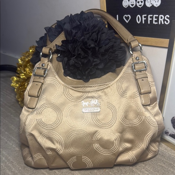 Coach Tan Hobo Shoulder Bag with Textured Fabric - Picture 3 of 12
